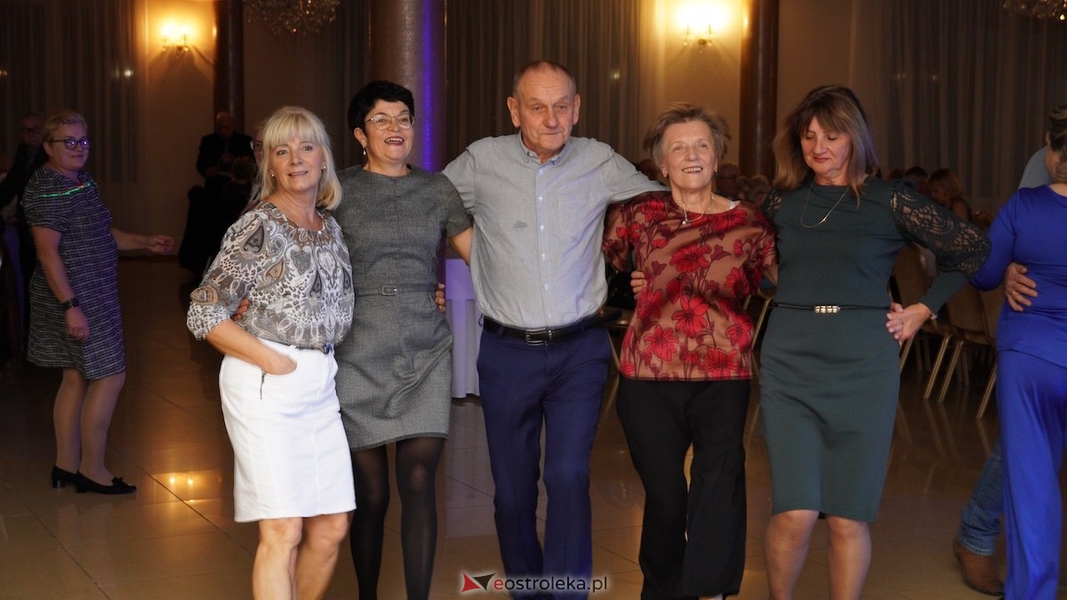 Jak za dawnych lat - potańcówka w gminie Olszewo-Borki [02.10.2025] - zdjęcie #12 - eOstroleka.pl