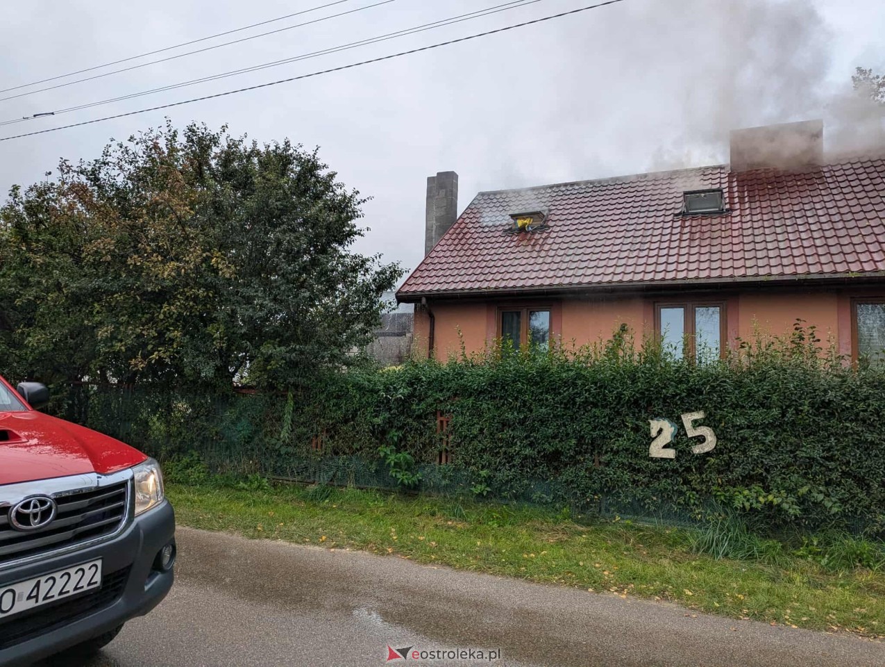 Pożar budynku mieszkalnego w Kruszewie w gminie Goworowo [03.10.2025] - zdjęcie #14 - eOstroleka.pl