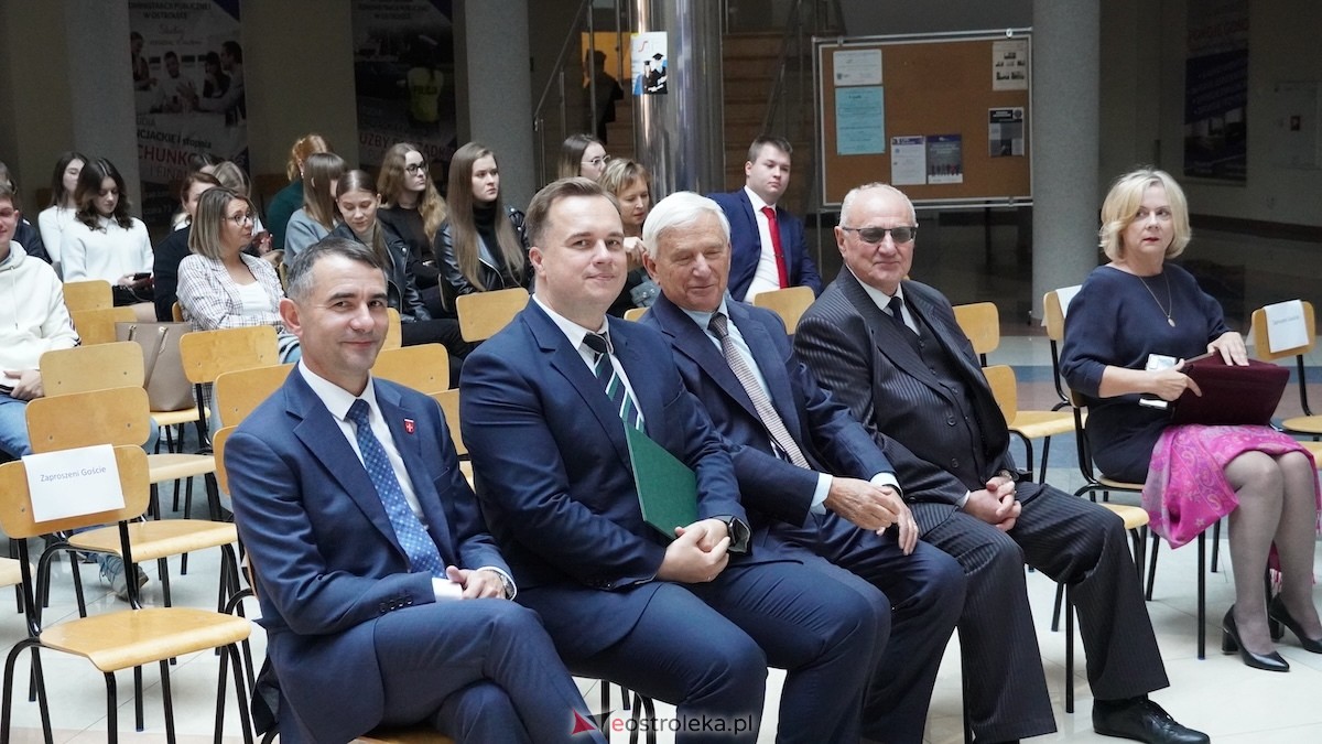 Inauguracja roku akademickiego 2025/2026 WSAP [03.10.2025] - zdjęcie #109 - eOstroleka.pl