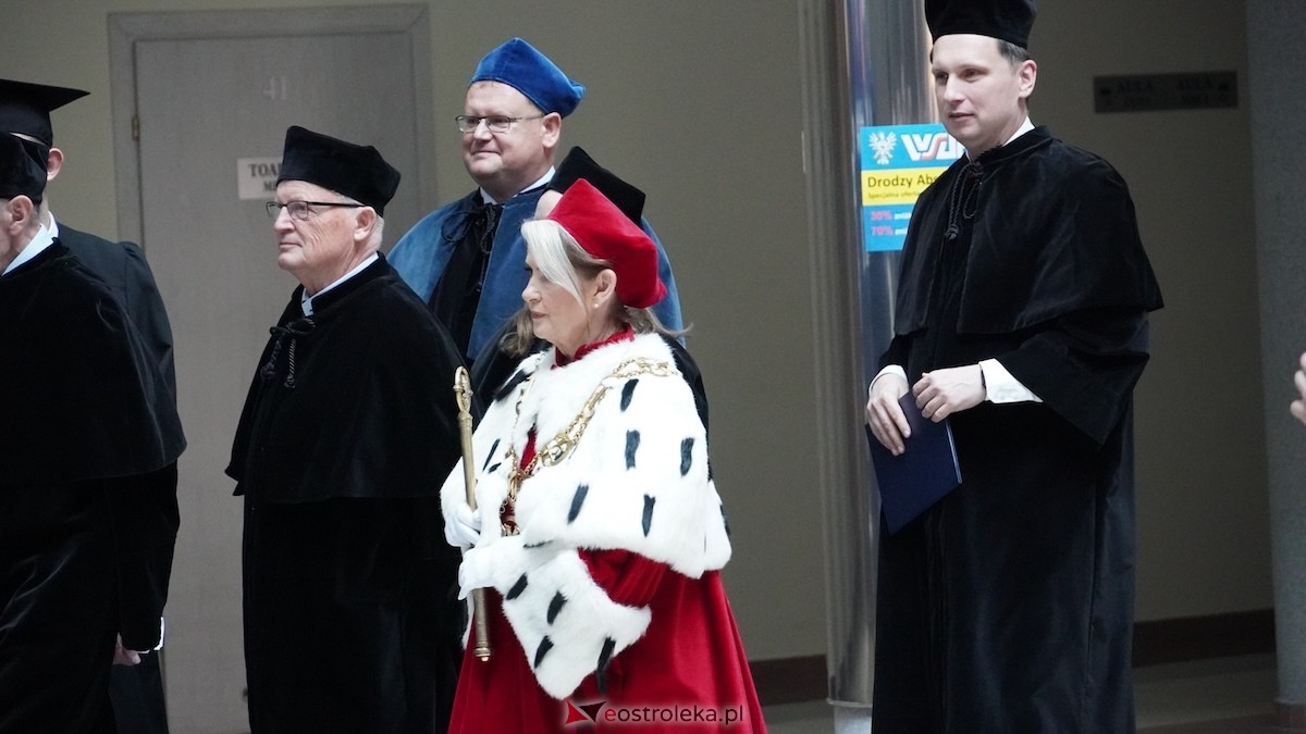 Inauguracja roku akademickiego 2025/2026 WSAP [03.10.2025] - zdjęcie #83 - eOstroleka.pl