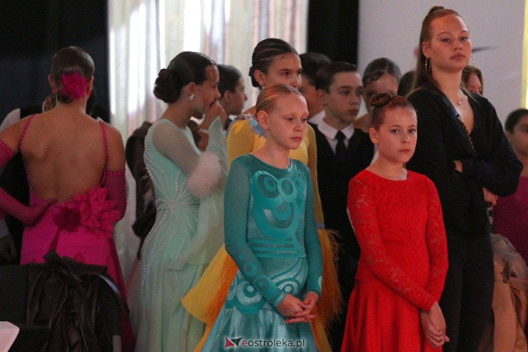 Turniej Tańca Towarzyskiego O Złotą Podwiązkę [4.10.2025] - zdjęcie #26 - eOstroleka.pl