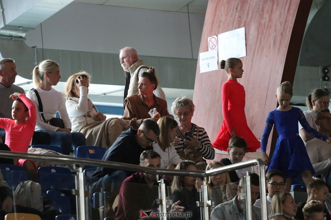 Turniej Tańca Towarzyskiego O Złotą Podwiązkę [4.10.2025] - zdjęcie #2 - eOstroleka.pl