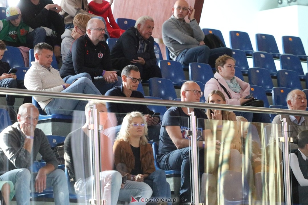 Turniej Tańca Towarzyskiego O Złotą Podwiązkę [4.10.2025] - zdjęcie #84 - eOstroleka.pl