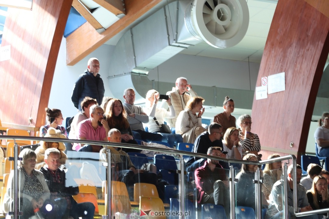 Turniej Tańca Towarzyskiego O Złotą Podwiązkę [4.10.2025] - zdjęcie #82 - eOstroleka.pl