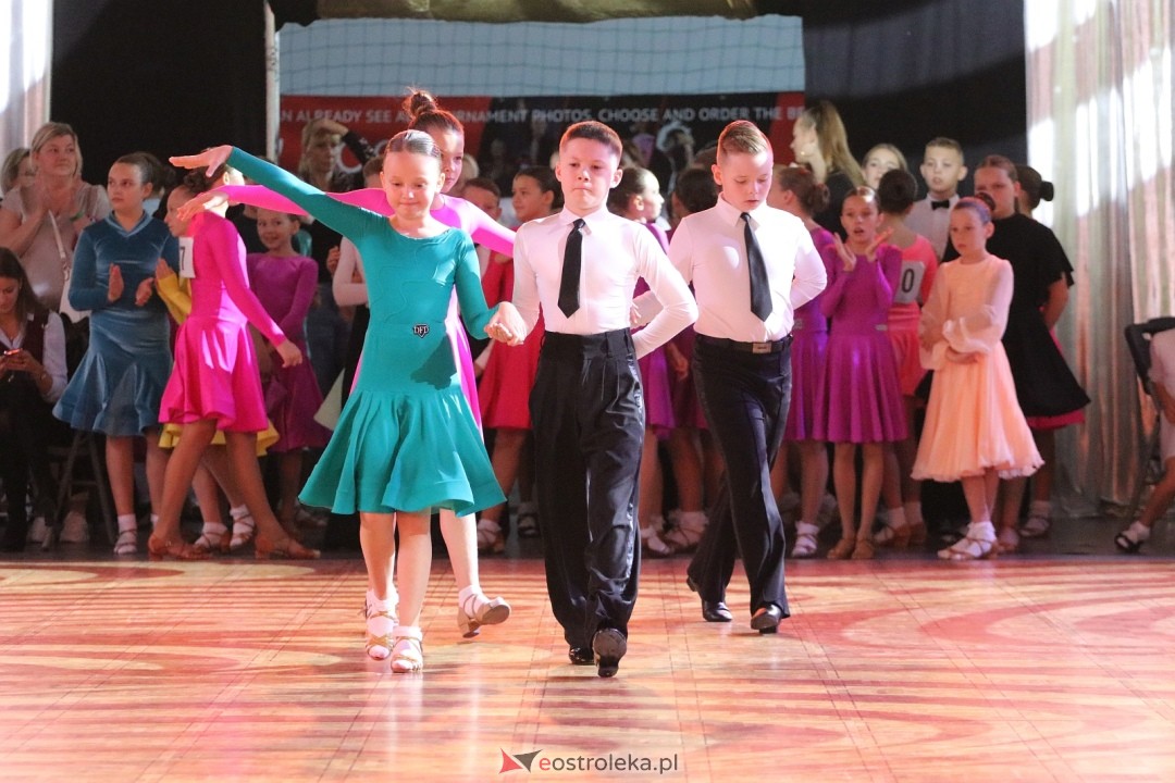 Turniej Tańca Towarzyskiego O Złotą Podwiązkę [4.10.2025] - zdjęcie #65 - eOstroleka.pl