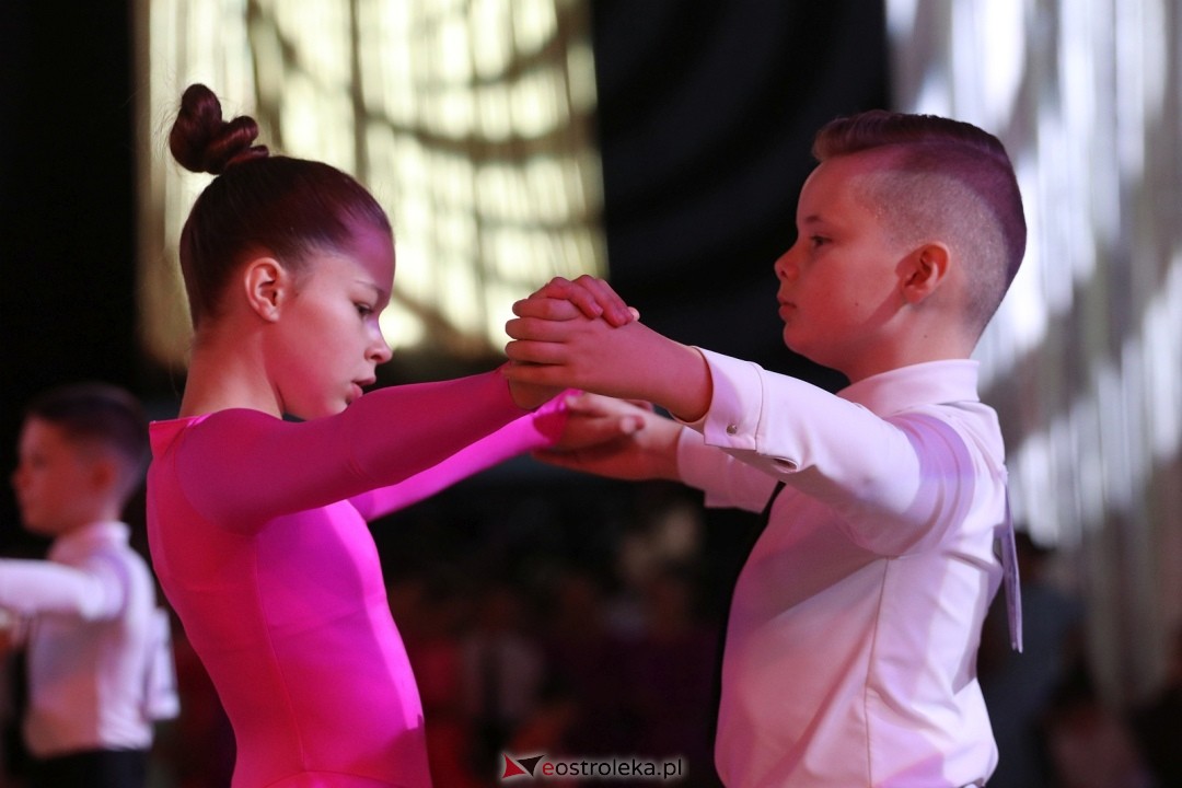 Turniej Tańca Towarzyskiego O Złotą Podwiązkę [4.10.2025] - zdjęcie #56 - eOstroleka.pl