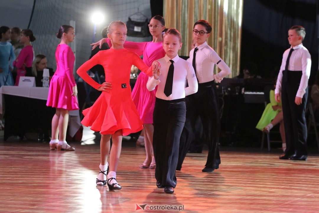 Turniej Tańca Towarzyskiego O Złotą Podwiązkę [4.10.2025] - zdjęcie #126 - eOstroleka.pl