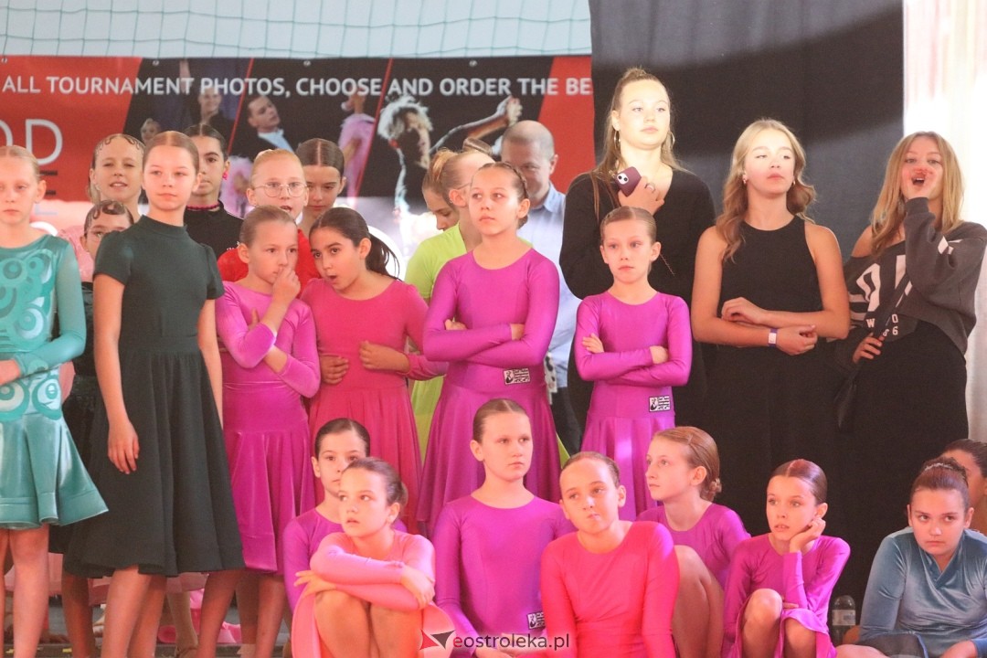 Turniej Tańca Towarzyskiego O Złotą Podwiązkę [4.10.2025] - zdjęcie #102 - eOstroleka.pl