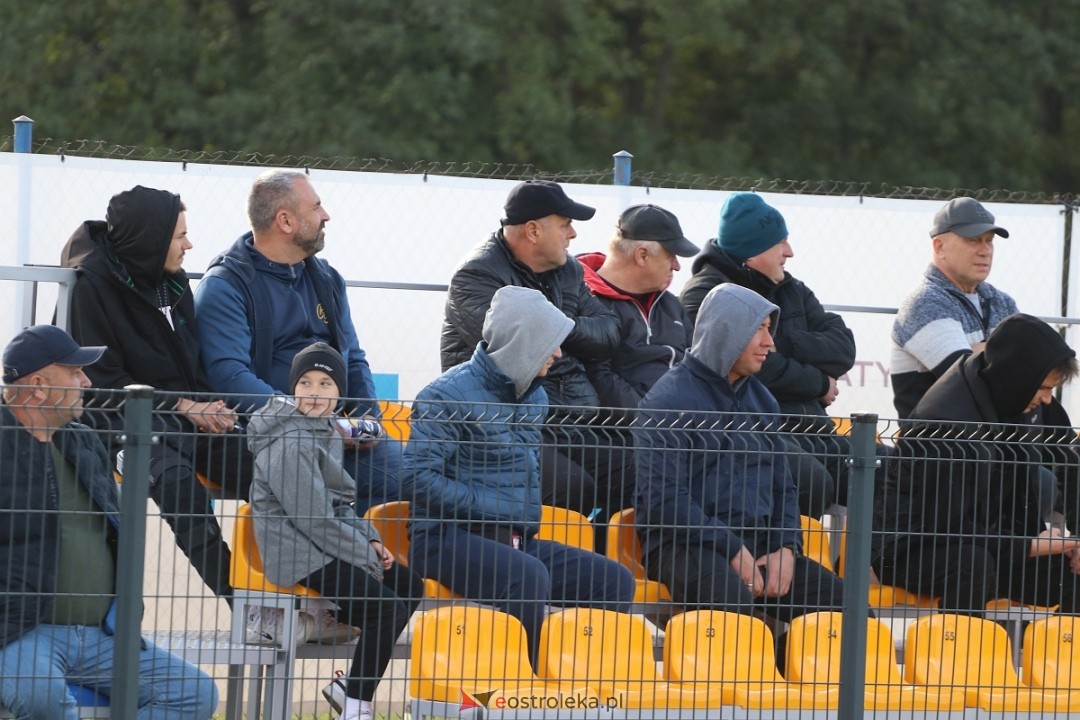 KS CK Troszyn - Legia II Warszawa [4.10.2025] - zdjęcie #31 - eOstroleka.pl