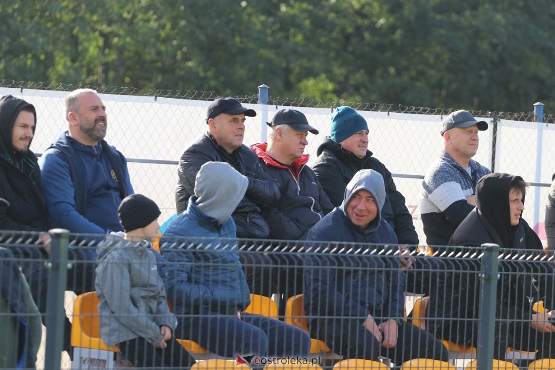 KS CK Troszyn - Legia II Warszawa [4.10.2025] - zdjęcie #21 - eOstroleka.pl