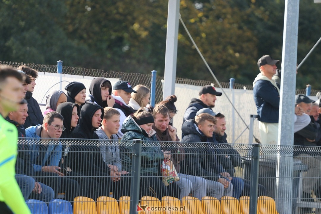 KS CK Troszyn - Legia II Warszawa [4.10.2025] - zdjęcie #20 - eOstroleka.pl