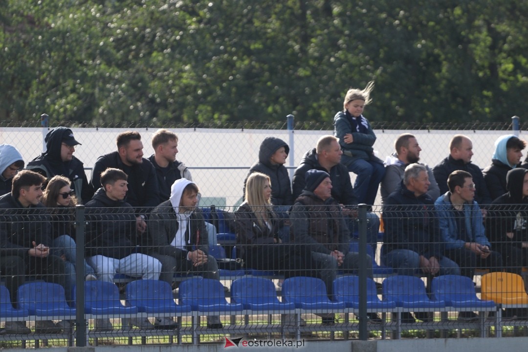 KS CK Troszyn - Legia II Warszawa [4.10.2025] - zdjęcie #8 - eOstroleka.pl
