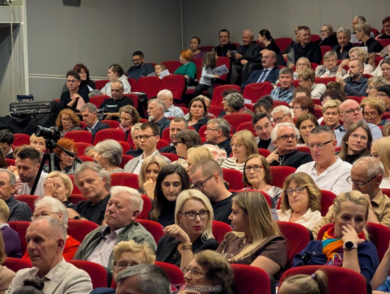 Koncert Ostrołęckiej Orkiestry Kameralnej [4.10.2025] - zdjęcie #35 - eOstroleka.pl