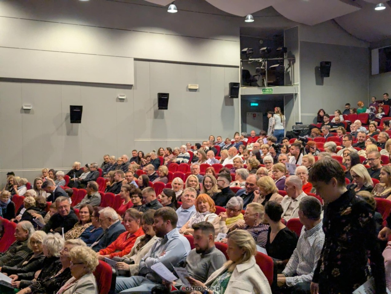 Koncert Ostrołęckiej Orkiestry Kameralnej [4.10.2025] - zdjęcie #30 - eOstroleka.pl