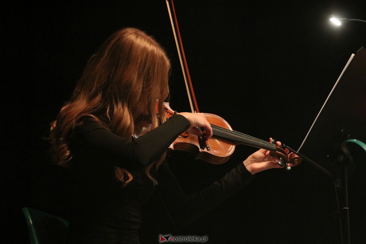 Koncert Ostrołęckiej Orkiestry Kameralnej [4.10.2025] - zdjęcie #17 - eOstroleka.pl