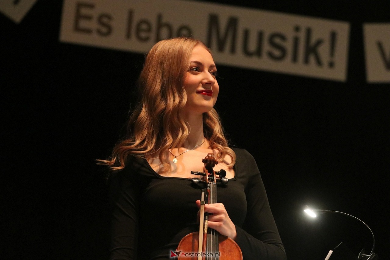 Koncert Ostrołęckiej Orkiestry Kameralnej [4.10.2025] - zdjęcie #12 - eOstroleka.pl