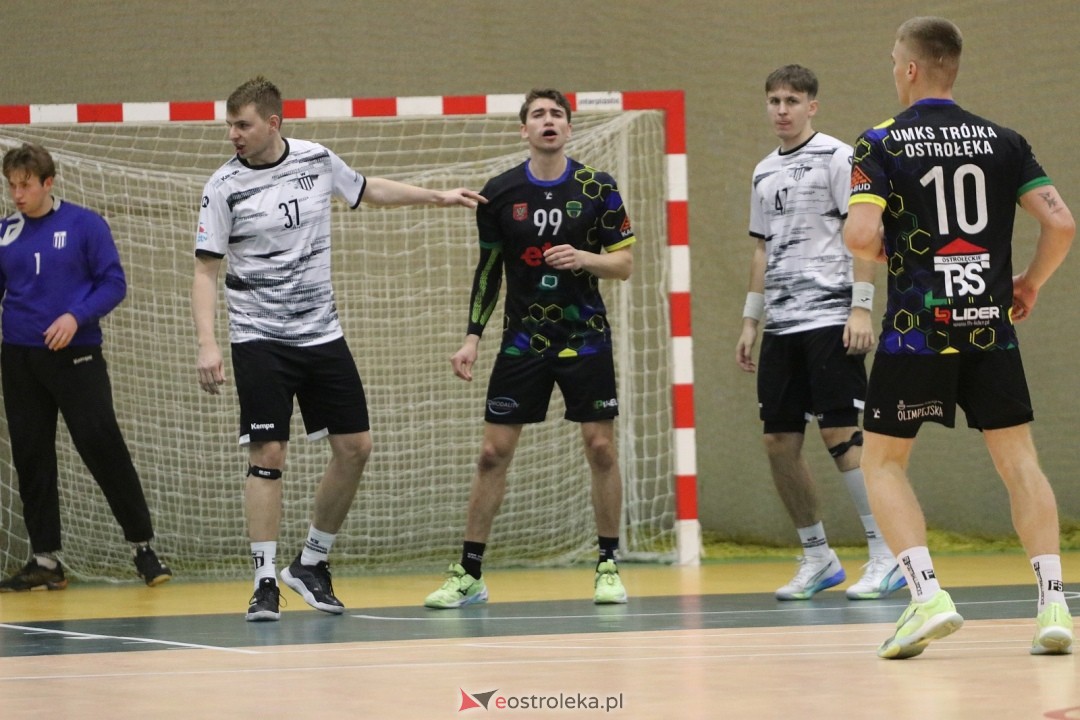 Trójka Ostrołęka - KS Warszawianka [4.10.2025] - zdjęcie #30 - eOstroleka.pl