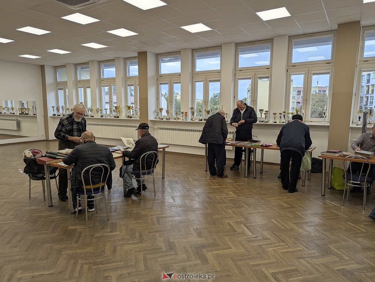 Giełda kolekcjonerska w Klubie Lokator [05.10.2025] - zdjęcie #42 - eOstroleka.pl
