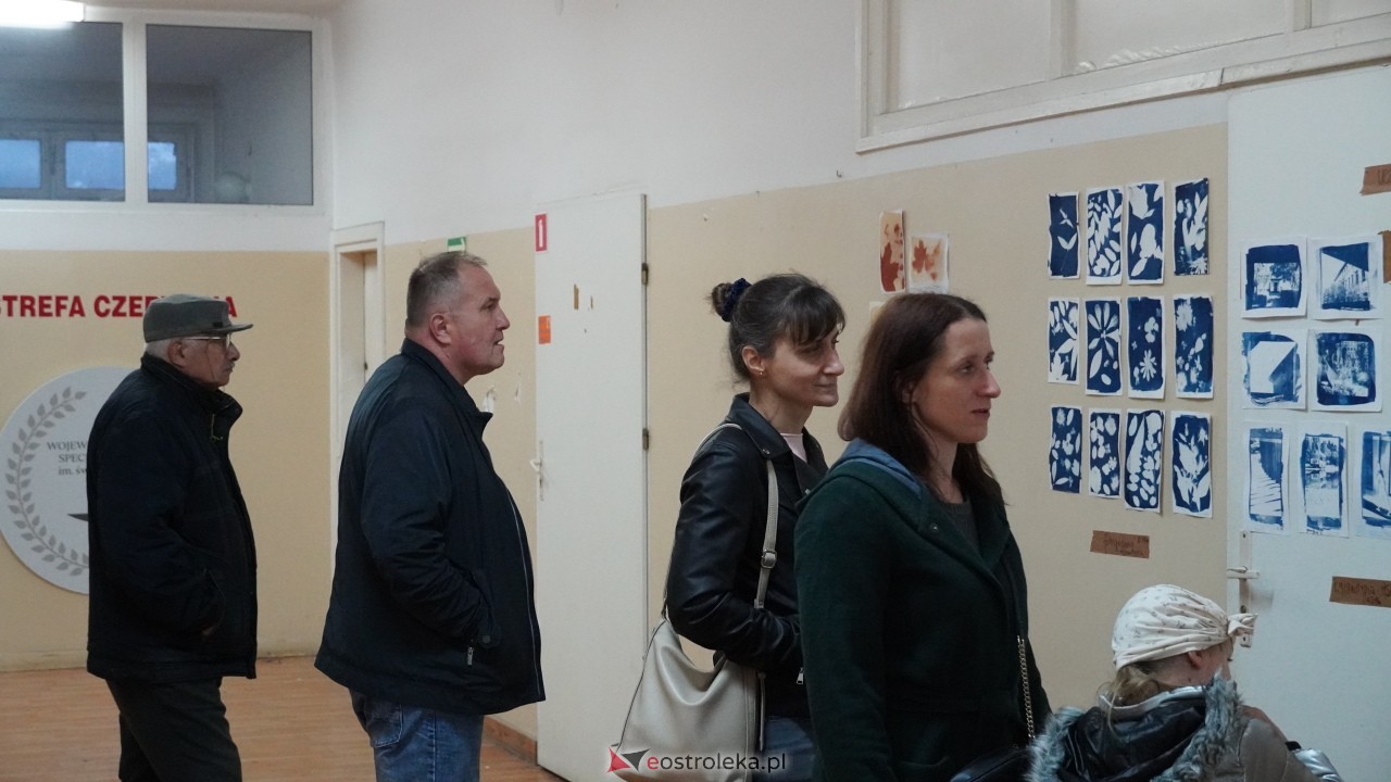 XVII edycja Festiwalu OFF. Galeria Bezdomna [05.10.2025] - zdjęcie #67 - eOstroleka.pl