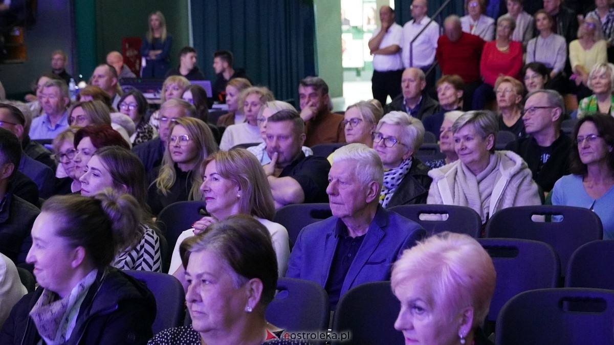 Koncert Pod Dachami Paryża [5.10.2025] - zdjęcie #104 - eOstroleka.pl