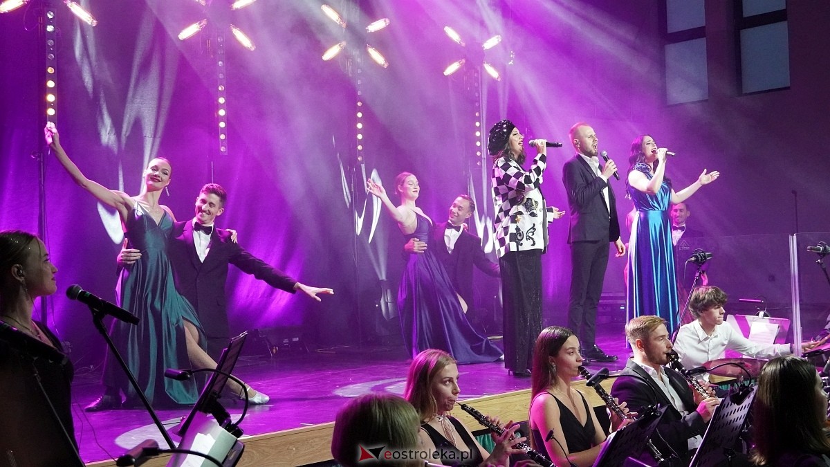 Koncert Pod Dachami Paryża [5.10.2025] - zdjęcie #83 - eOstroleka.pl