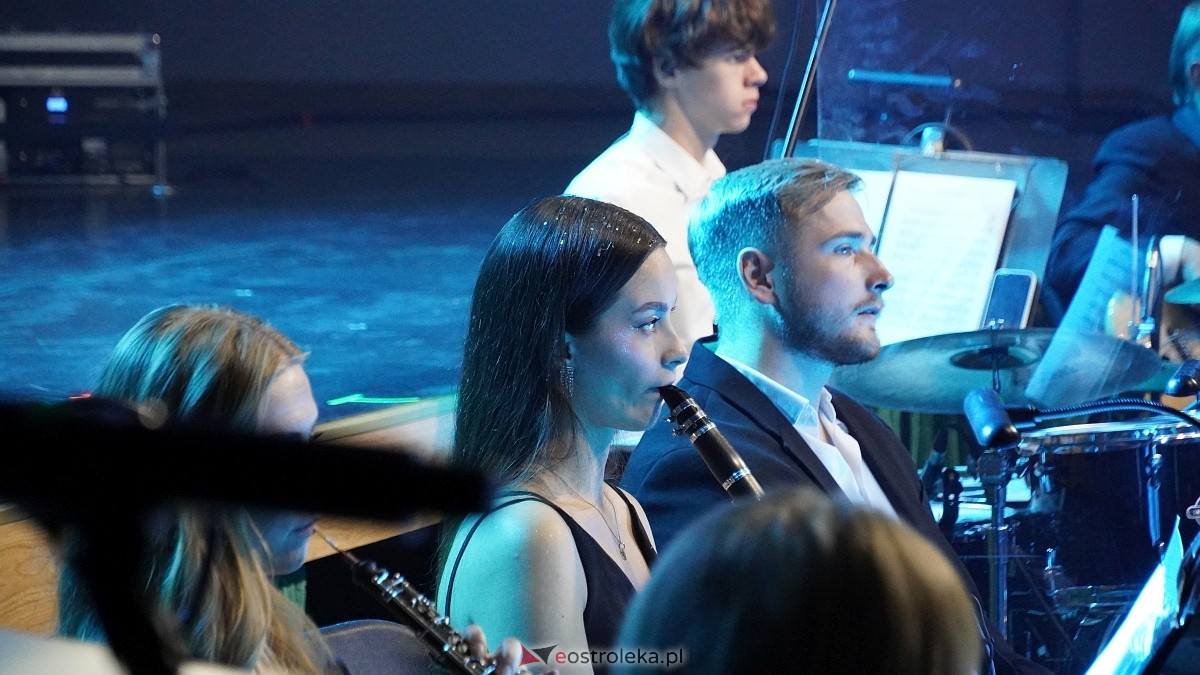 Koncert Pod Dachami Paryża [5.10.2025] - zdjęcie #68 - eOstroleka.pl