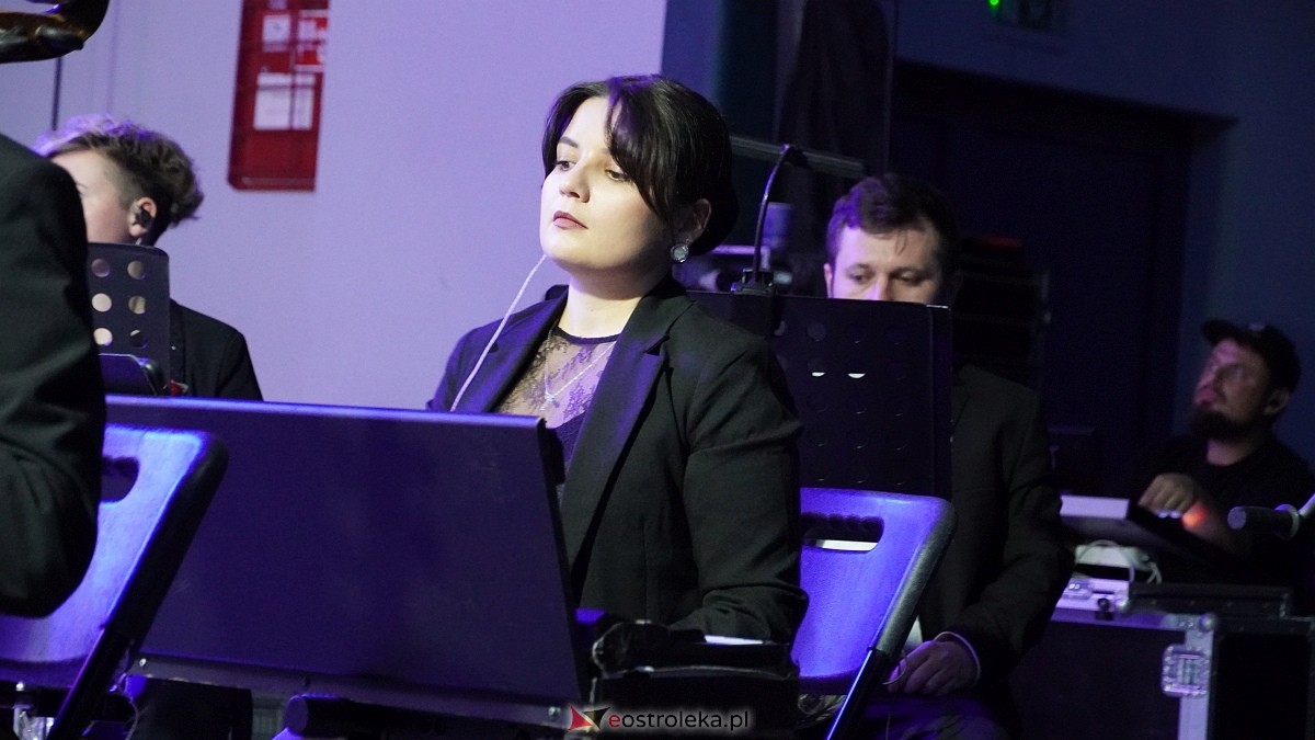 Koncert Pod Dachami Paryża [5.10.2025] - zdjęcie #58 - eOstroleka.pl