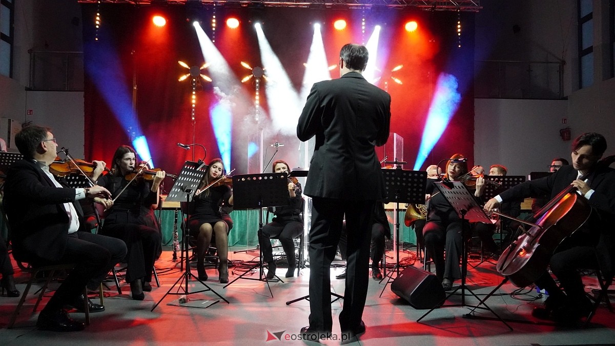 Koncert Pod Dachami Paryża [5.10.2025] - zdjęcie #57 - eOstroleka.pl