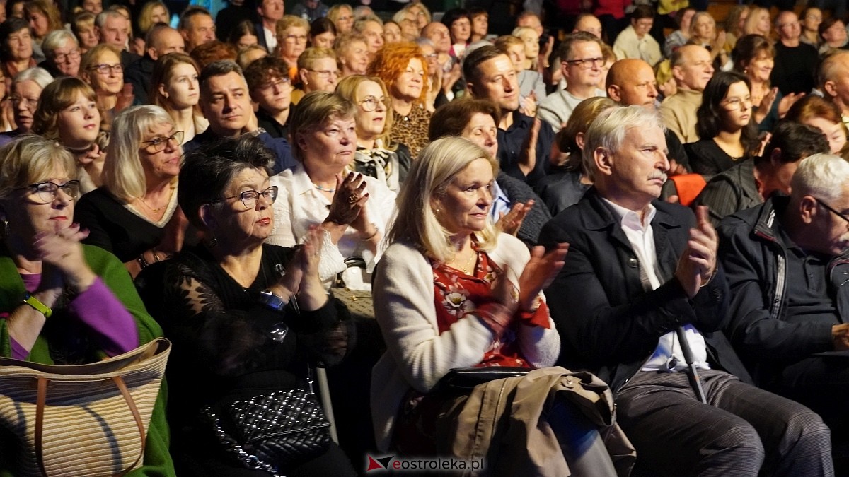 Koncert Pod Dachami Paryża [5.10.2025] - zdjęcie #15 - eOstroleka.pl
