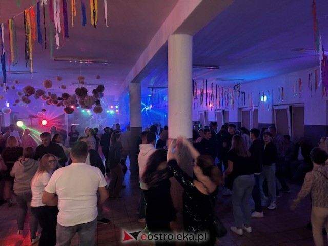 Potańcówka w Łęgu Przedmiejskim [04.10.2025] - zdjęcie #7 - eOstroleka.pl