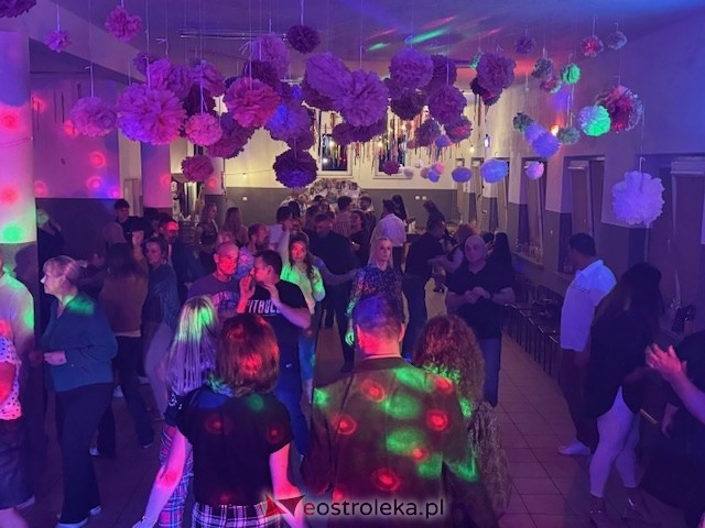Potańcówka w Łęgu Przedmiejskim [04.10.2025] - zdjęcie #4 - eOstroleka.pl