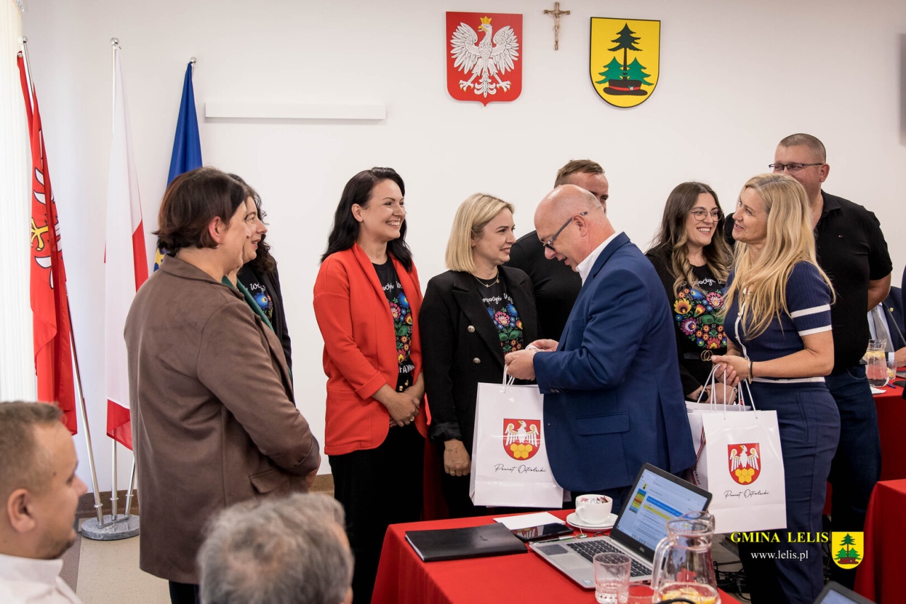 Nowoczesny sprzęt dla strażaków OSP w gminie Lelis [26.09.2025] - zdjęcie #13 - eOstroleka.pl