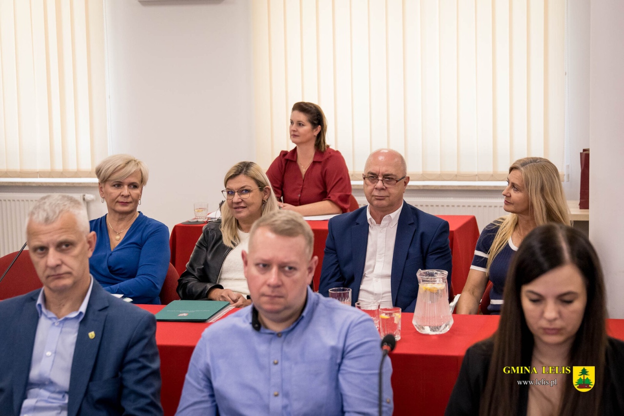 Nowoczesny sprzęt dla strażaków OSP w gminie Lelis [26.09.2025] - zdjęcie #12 - eOstroleka.pl