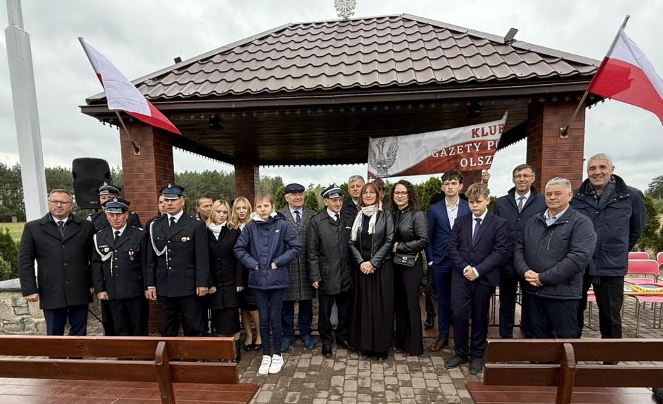 Uroczystości patriotyczne w Bandysiach [5.10.2025] - zdjęcie #12 - eOstroleka.pl