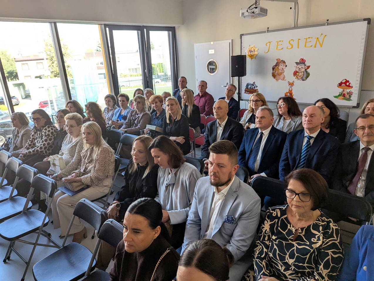 Uroczyste otwarcie przedszkola miejskiego nr 10 w Ostrołęce [7.10.2025] - zdjęcie #58 - eOstroleka.pl