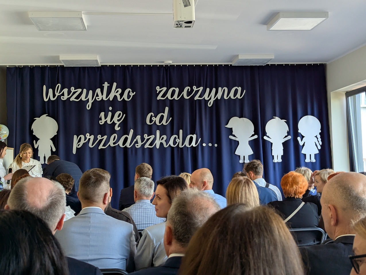 Uroczyste otwarcie przedszkola miejskiego nr 10 w Ostrołęce [7.10.2025] - zdjęcie #43 - eOstroleka.pl