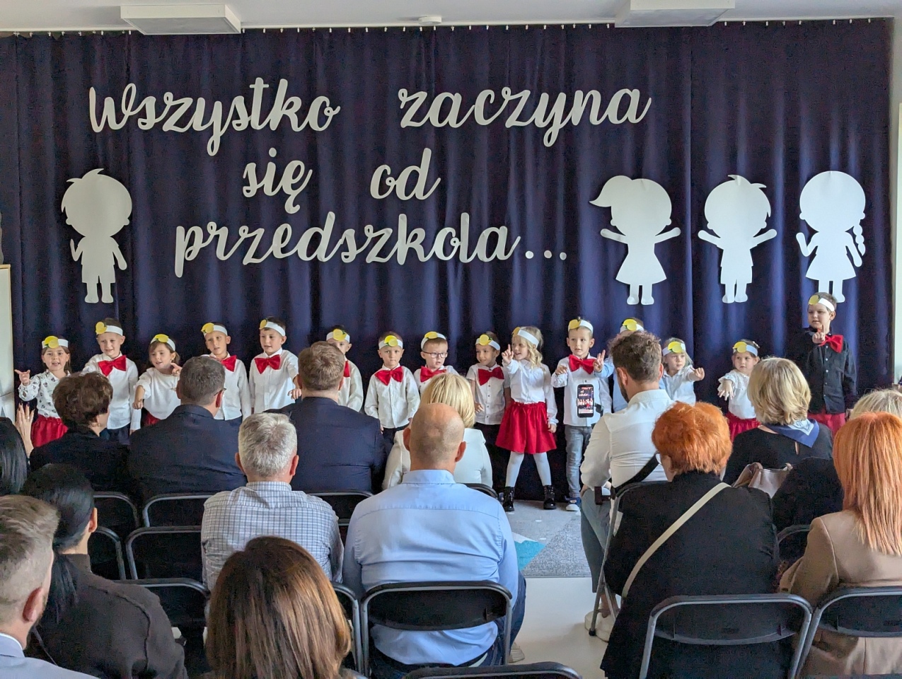 Uroczyste otwarcie przedszkola miejskiego nr 10 w Ostrołęce [7.10.2025] - zdjęcie #32 - eOstroleka.pl