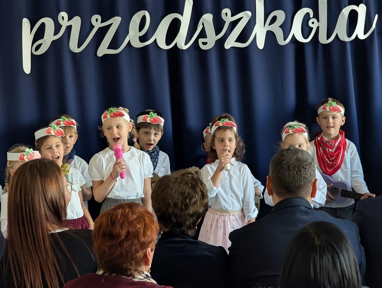 Uroczyste otwarcie przedszkola miejskiego nr 10 w Ostrołęce [7.10.2025] - zdjęcie #15 - eOstroleka.pl