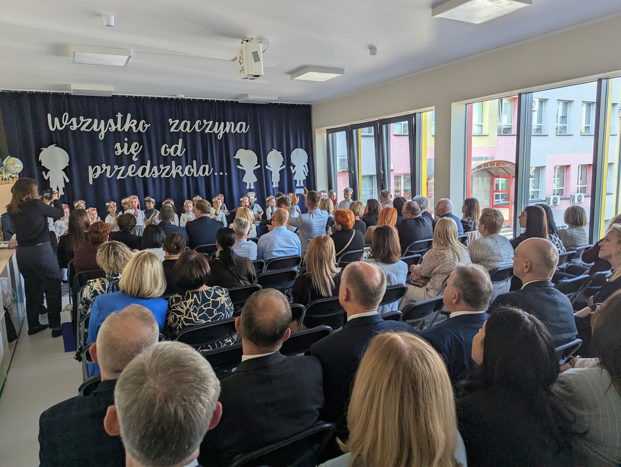 Uroczyste otwarcie przedszkola miejskiego nr 10 w Ostrołęce [7.10.2025] - zdjęcie #2 - eOstroleka.pl