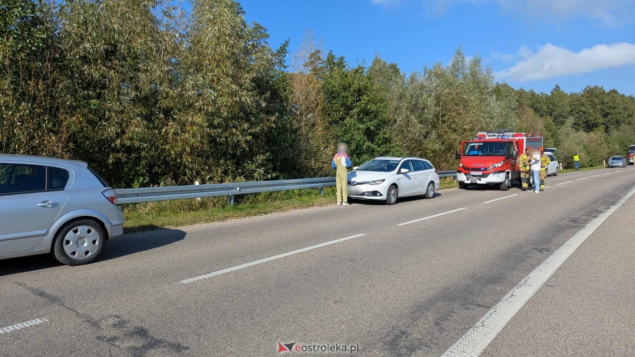 Kraksa na trasie Ostrołęka - Goworowo [08.10.2025] - zdjęcie #4 - eOstroleka.pl