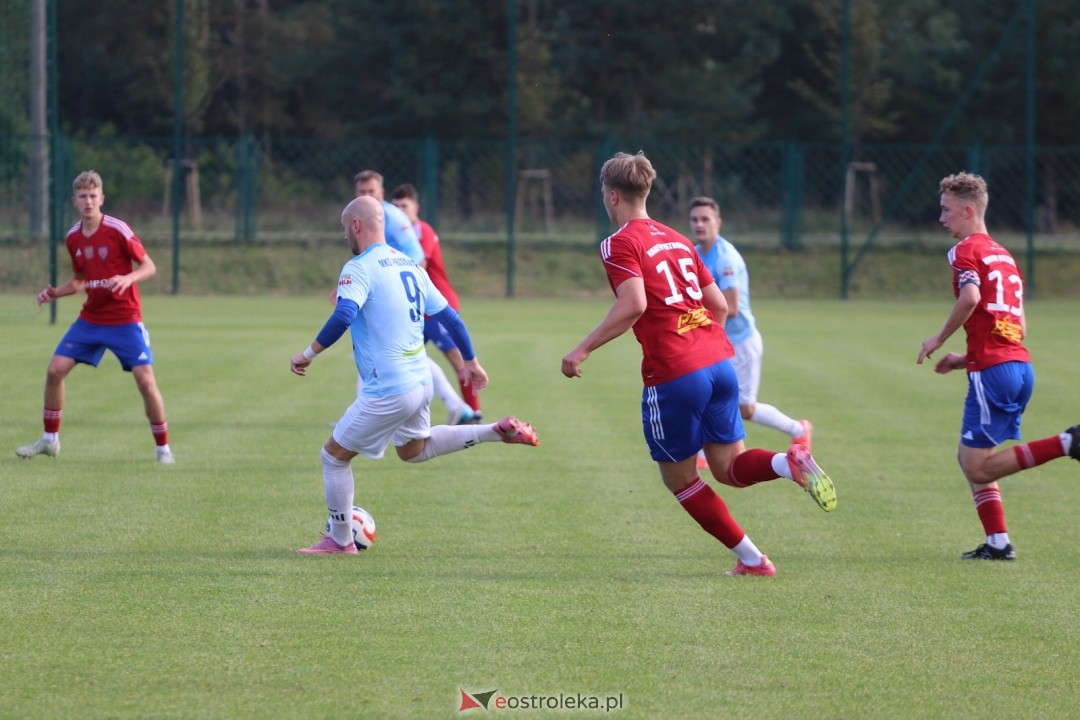 Narew II Ostrołęka - MKS Przasnysz [8.10.2025] - zdjęcie #25 - eOstroleka.pl