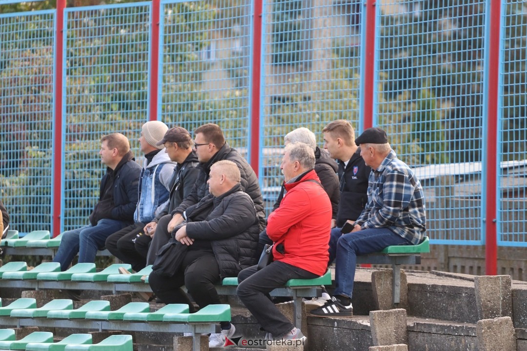 Narew II Ostrołęka - MKS Przasnysz [8.10.2025] - zdjęcie #19 - eOstroleka.pl