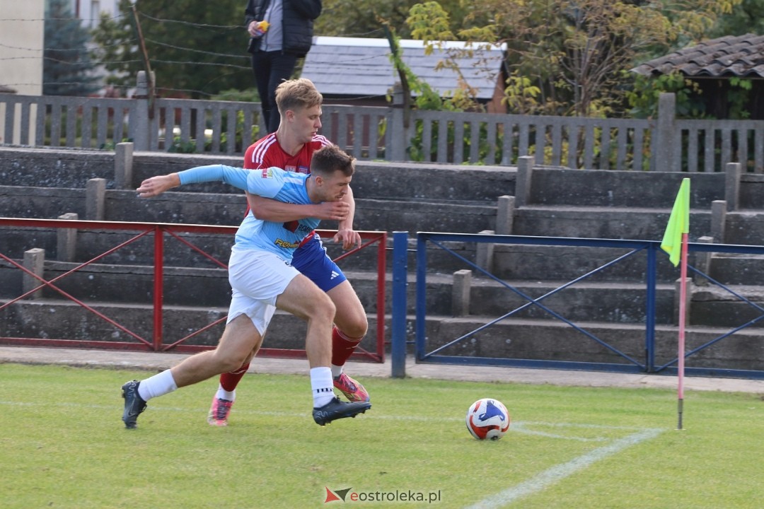 Narew II Ostrołęka - MKS Przasnysz [8.10.2025] - zdjęcie #8 - eOstroleka.pl