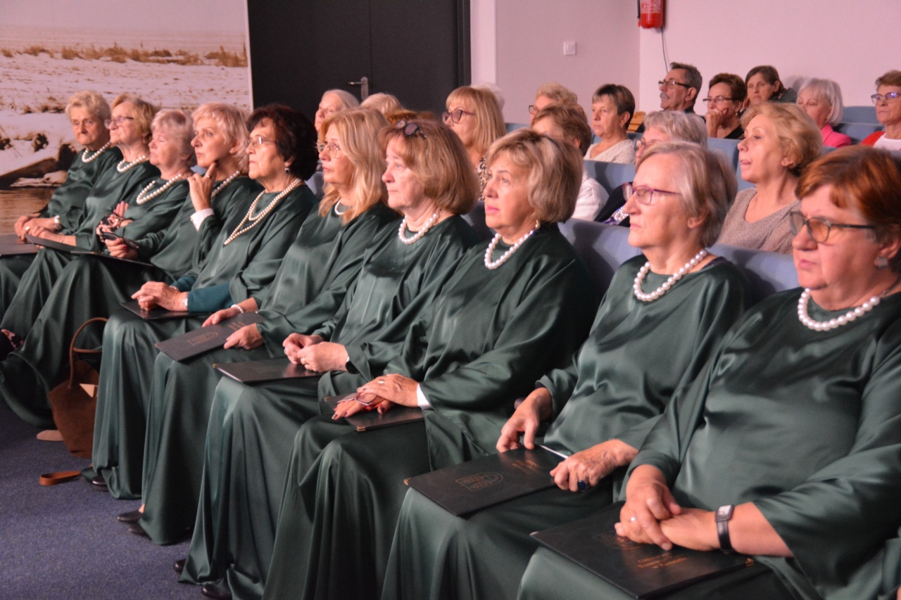 Inauguracja roku akademickiego Uniwersytetu Trzeciego Wieku w Kadzidle [08.10.2025] - zdjęcie #20 - eOstroleka.pl