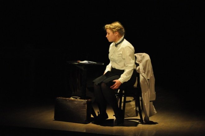 Premiera spektaklu Zygzaki w OCK (24.X.2011) - zdjęcie #39 - eOstroleka.pl