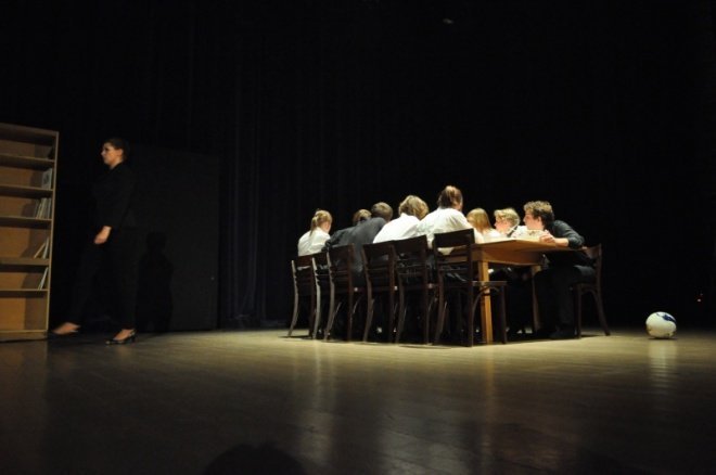 Premiera spektaklu Zygzaki w OCK (24.X.2011) - zdjęcie #16 - eOstroleka.pl