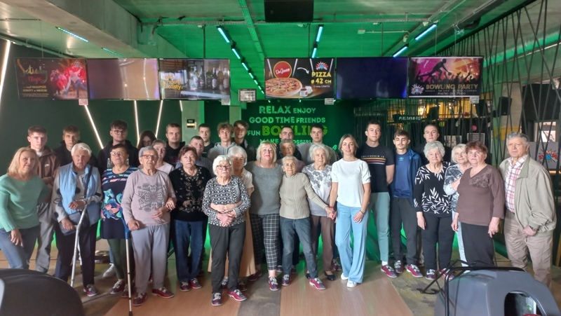Projekt Międzypokoleniowe Pasje w ZSZ nr 1 [10.10.2025] - zdjęcie #13 - eOstroleka.pl