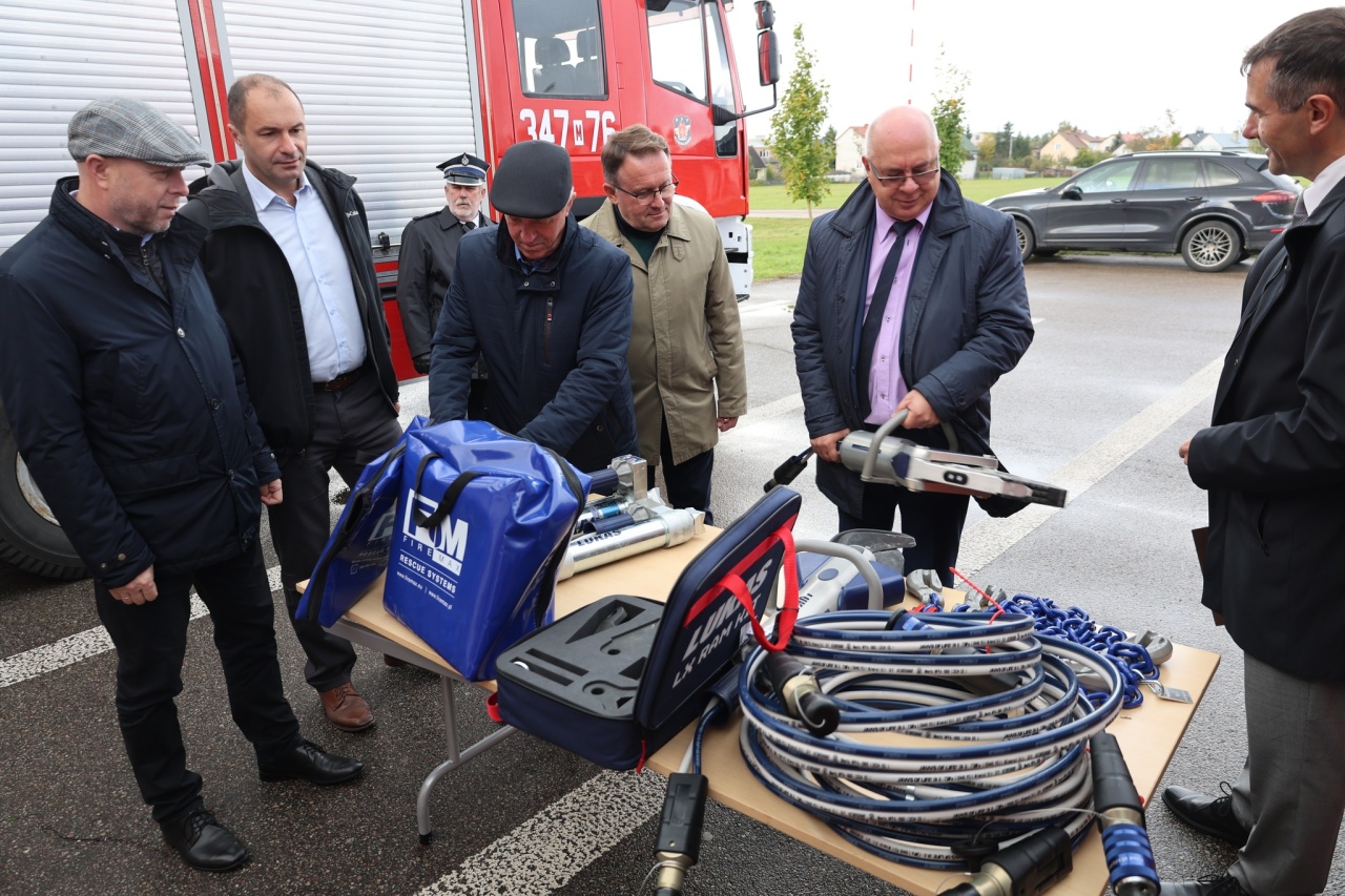 Nowy sprzęt dla OSP Olszewo Borki [10.10.2025] - zdjęcie #12 - eOstroleka.pl