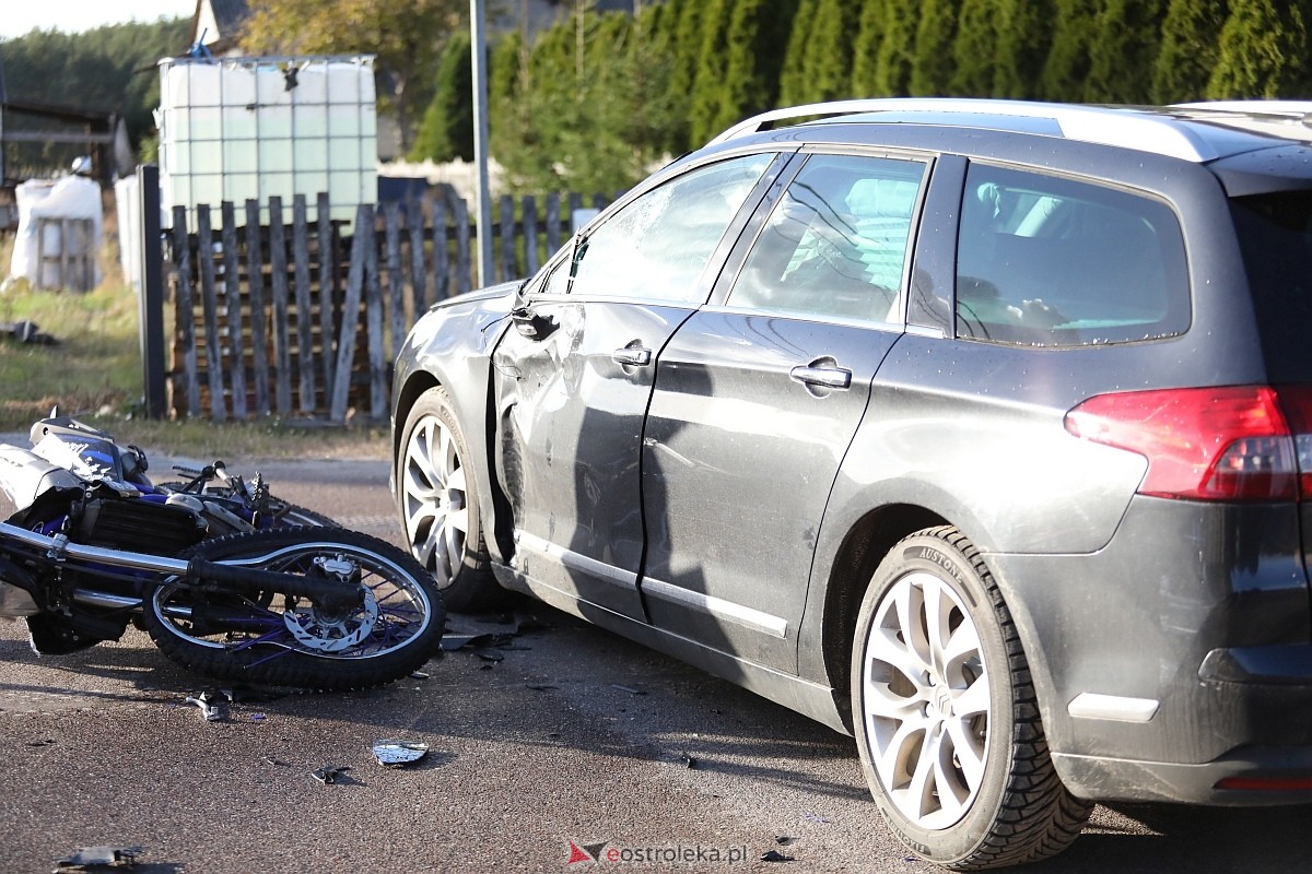 Wypadek w Łęgu Przedmiejskim [10.10.2025] - zdjęcie #17 - eOstroleka.pl