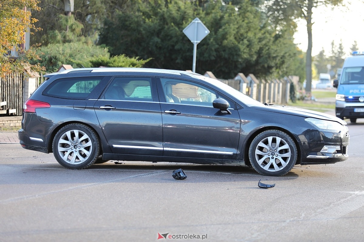 Wypadek w Łęgu Przedmiejskim [10.10.2025] - zdjęcie #12 - eOstroleka.pl